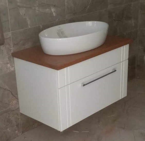Ahşap Banyo Dolabı