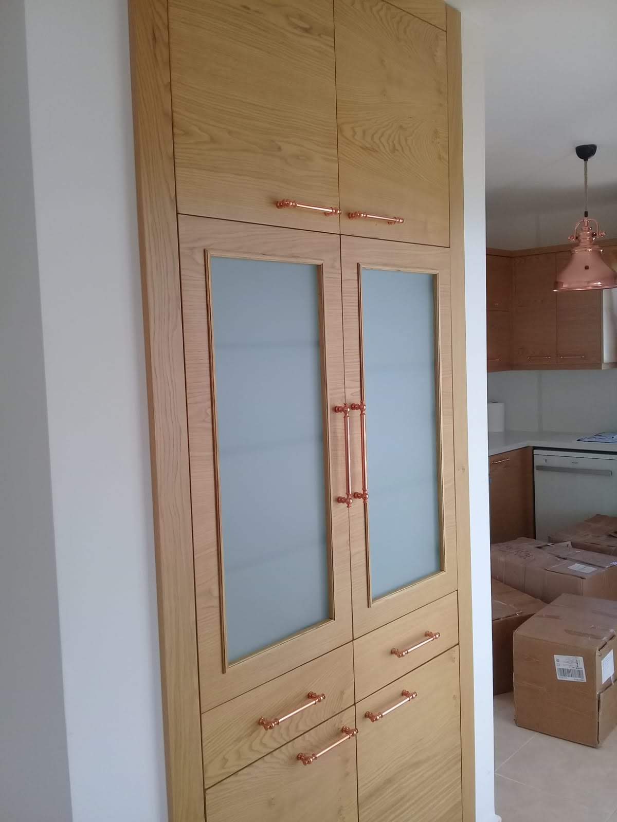 Doğal Ahşap Mutfak Dolabı